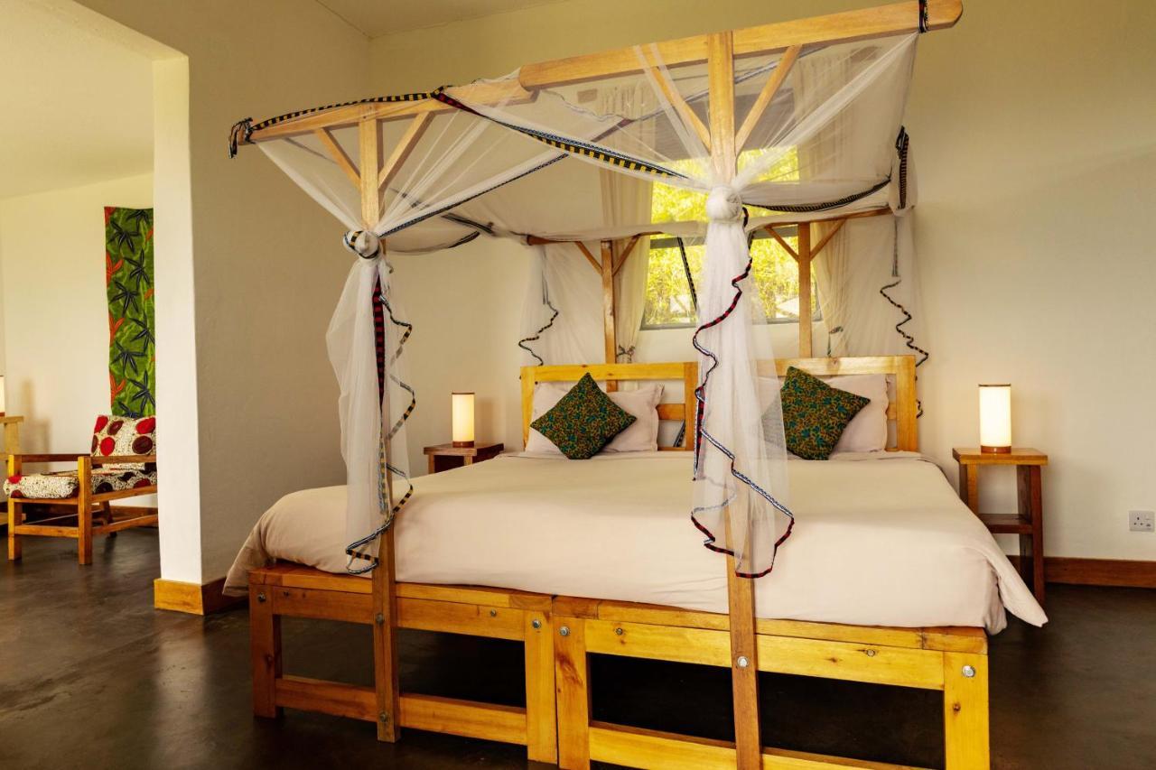 Isunga Lodge Kibale National Park Eksteriør bilde