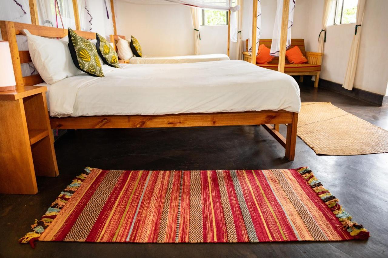 Isunga Lodge Kibale National Park Eksteriør bilde