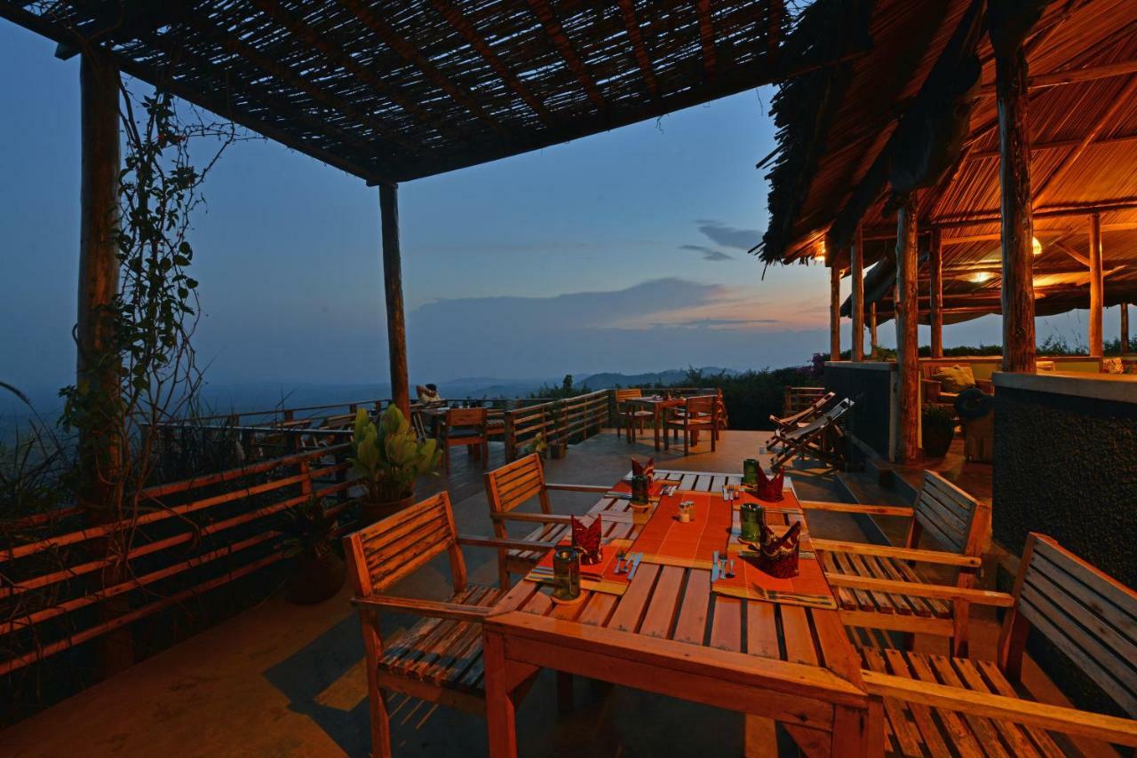 Isunga Lodge Kibale National Park Eksteriør bilde