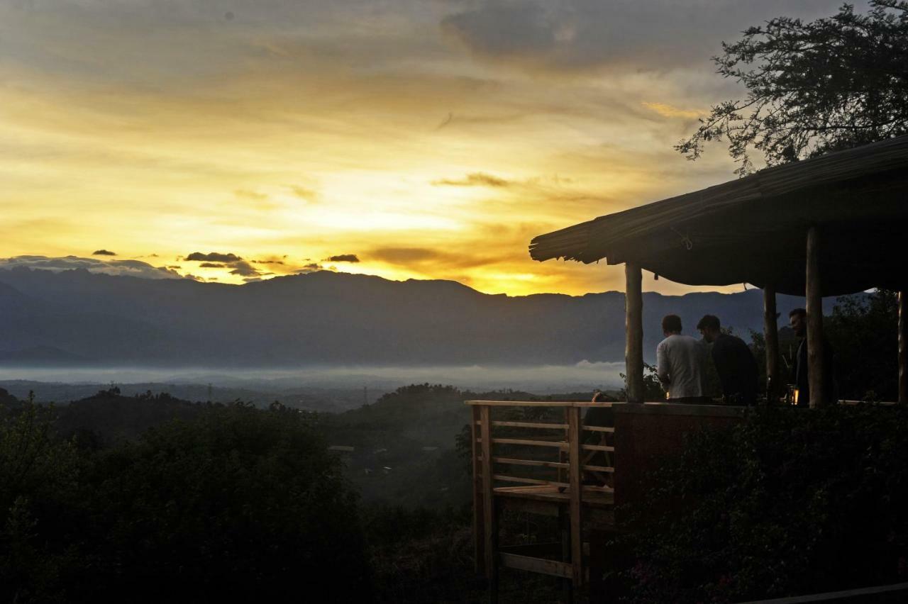 Isunga Lodge Kibale National Park Eksteriør bilde